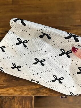 Stripe Bow Knit Checkered Knit Clutch